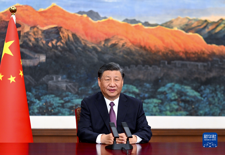 欧亚经济联盟第二届欧亚经济论坛全会开幕式